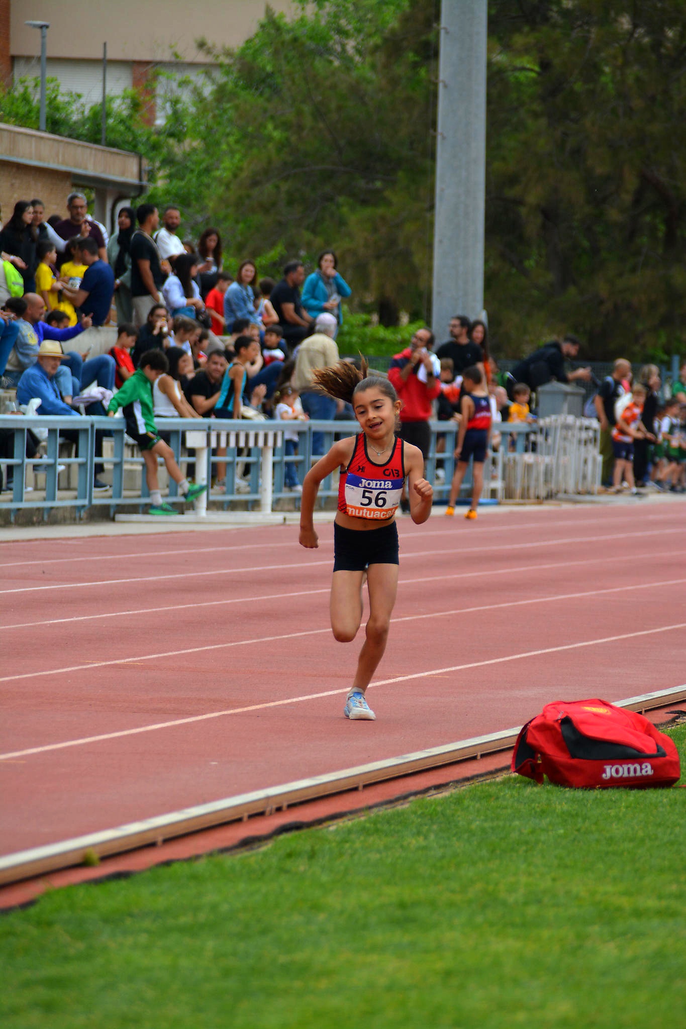Club Atletisme Badalona - Escola